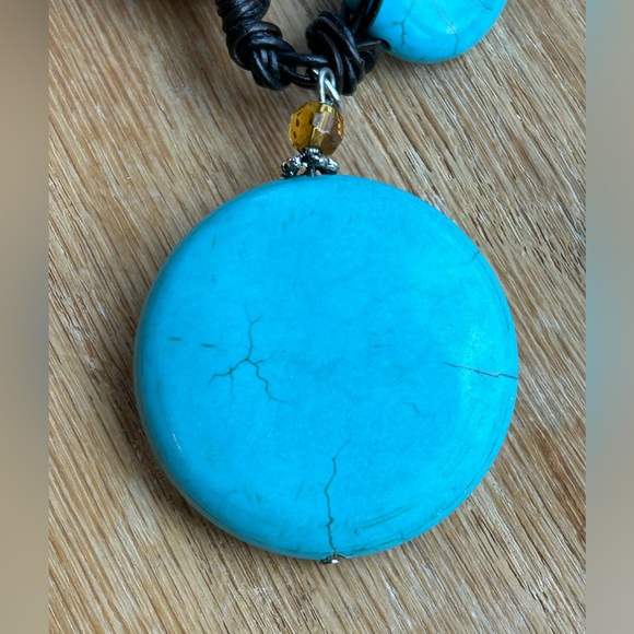 Turquoise Necklace Handmade Also W/Crystal & Howlite Beads On Twisted Cording - Picture 4 of 12